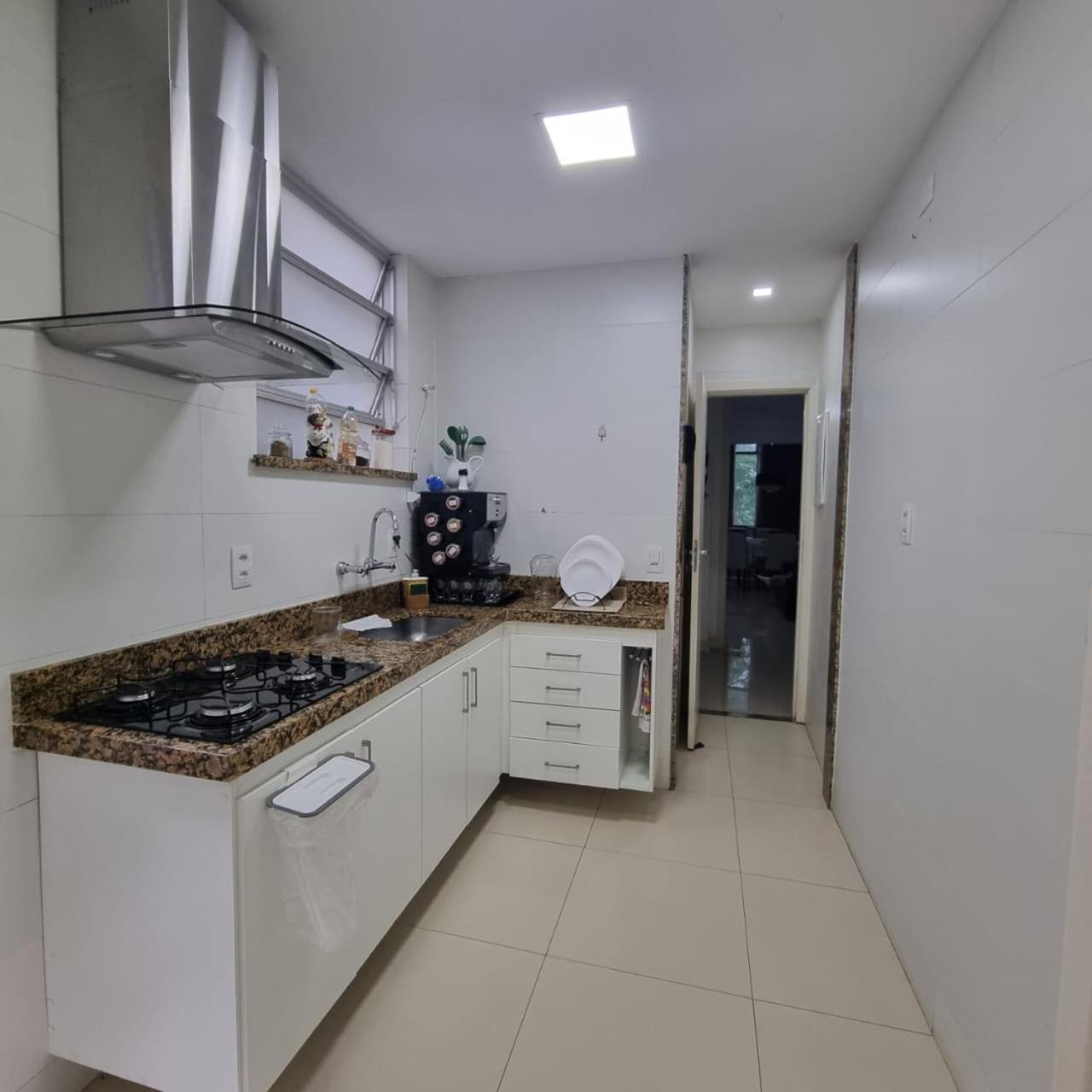 Apartment Em Copacabana A 100 Metros Da